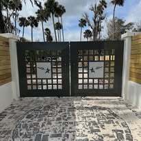 Double aluminum dive gates with box design and custom logo