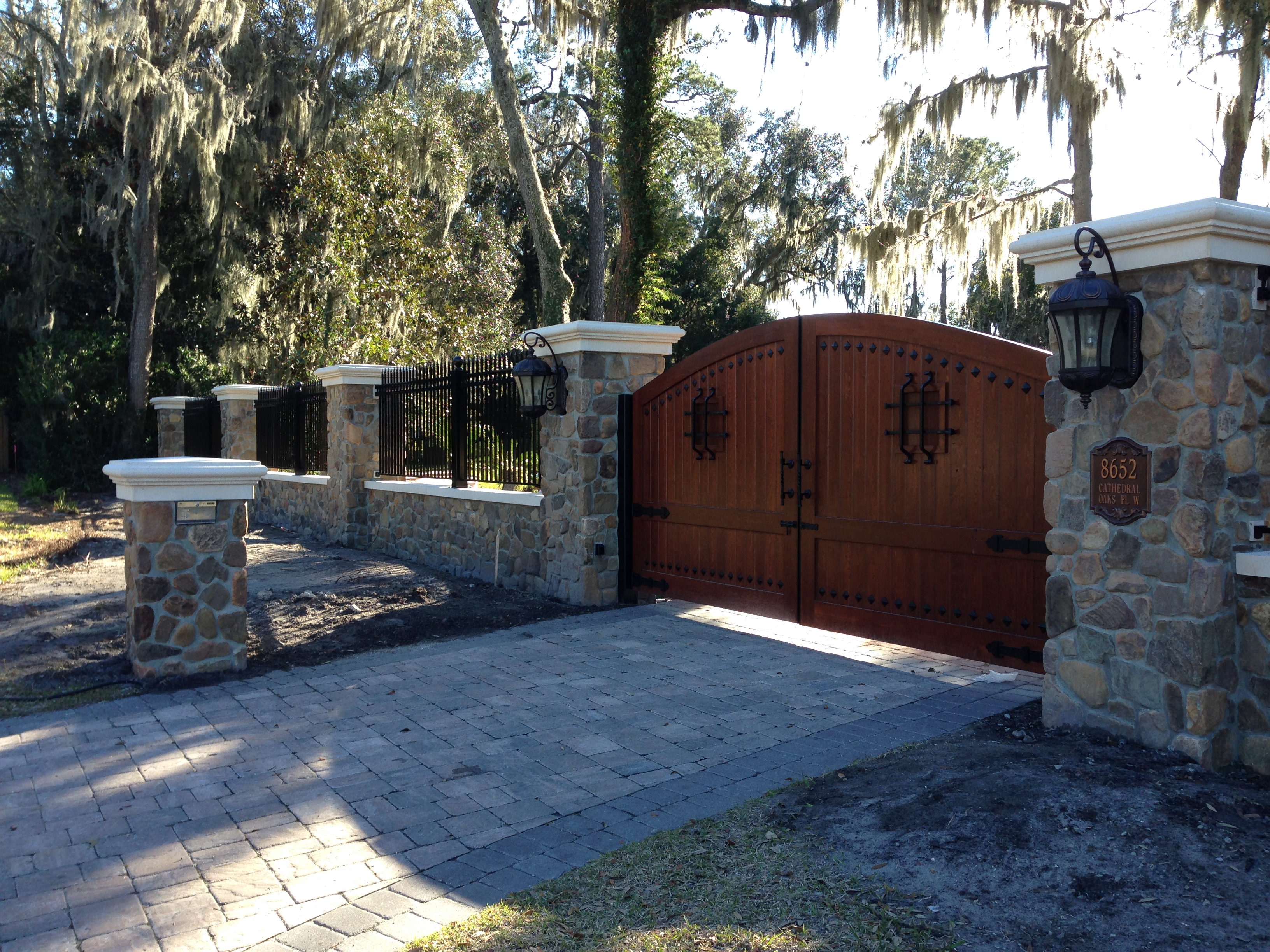 Custom Driveway Gate & Access Control